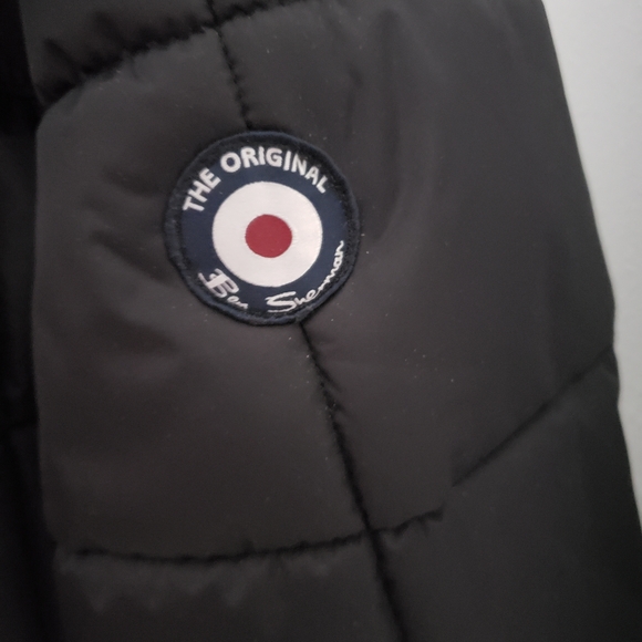 (EUC) Ben Sherman Black Puffer Quilted Jacket with Hood (Boys XL or Men's Small) - Picture 14 of 14